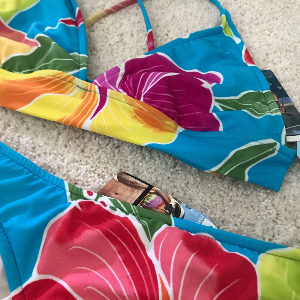NWT Roxy Bikini 👙Size M - Picture 3 of 6